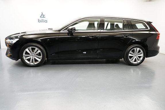 Volvo V60 2 of 17