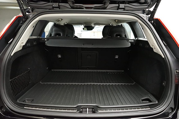 Volvo V60 8 of 17
