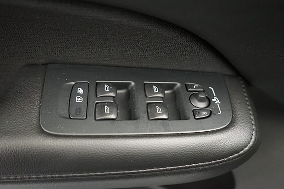 Volvo V60 10 of 17