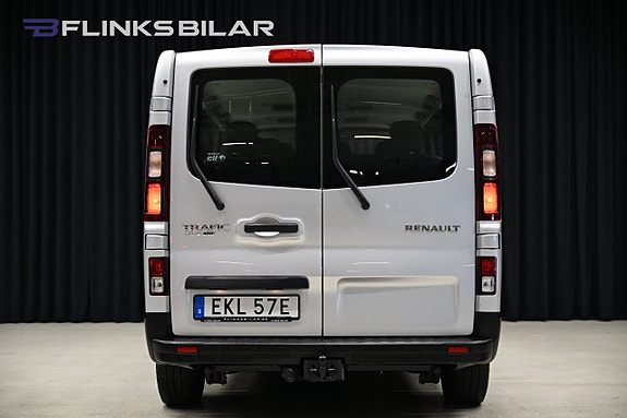 Renault Trafic 12 of 27