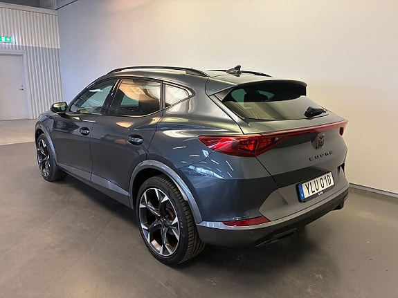 Cupra Formentor e-HYBRID 3 of 17