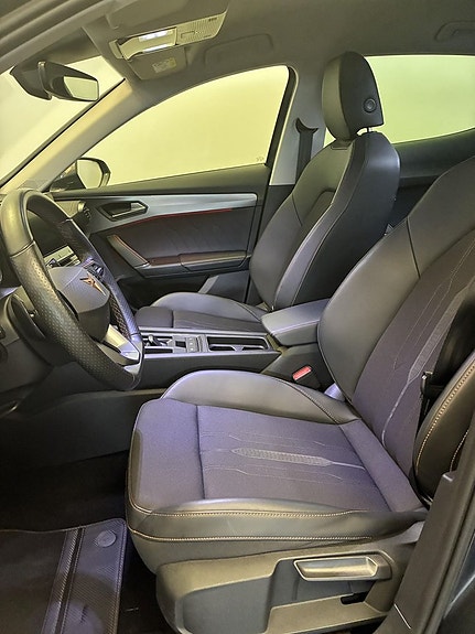 Cupra Formentor e-HYBRID 9 of 17