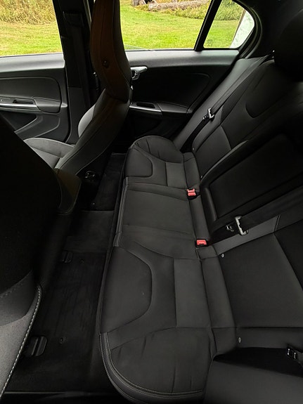 Volvo S60 4 of 4