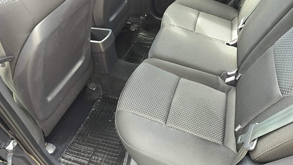 Hyundai i30 12 of 14