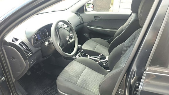 Hyundai i30 13 of 14