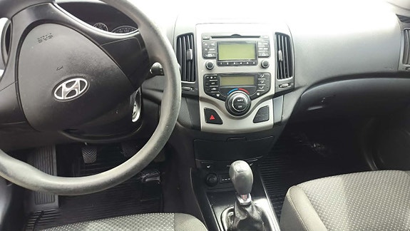 Hyundai i30 11 of 14