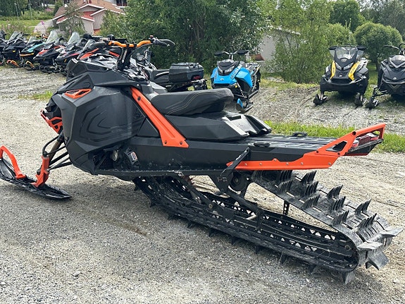 Lynx Boondocker 3900 DS 850 3 of 5