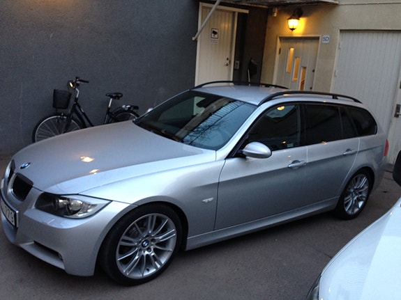 BMW 325i 2 of 2