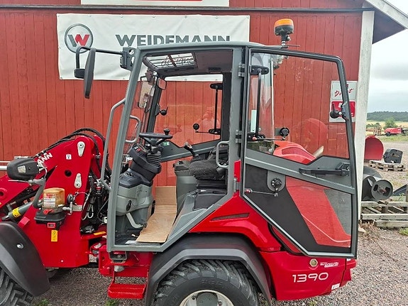 Weidemann 1390 11 of 23