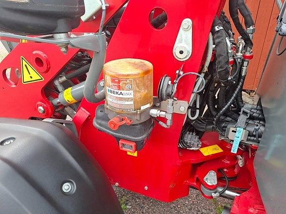 Weidemann 1390 9 of 23