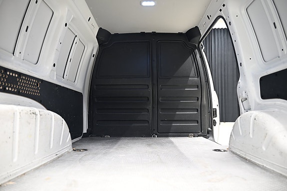 Volkswagen Caddy 7 of 21