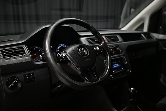 Volkswagen Caddy 14 of 21