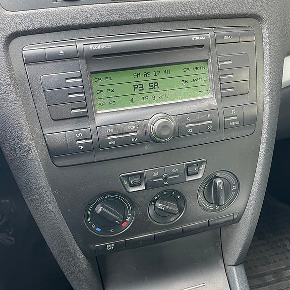 Skoda Octavia 14 of 26