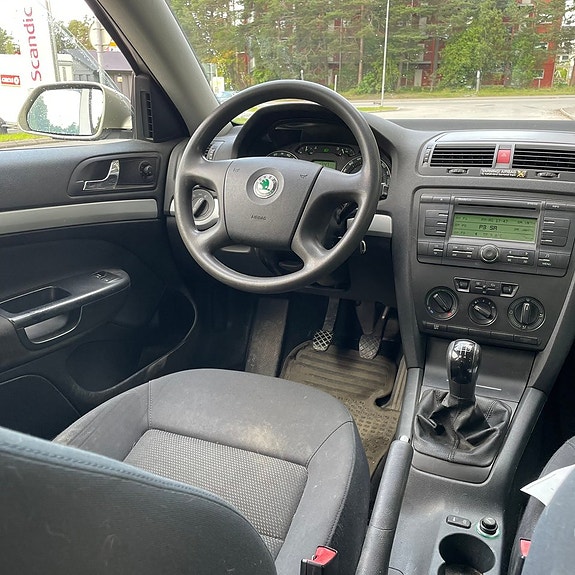 Skoda Octavia 3 of 26