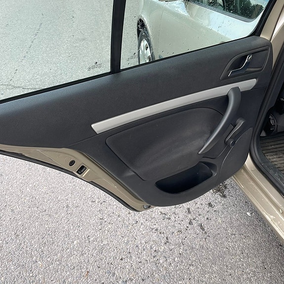 Skoda Octavia 12 of 26