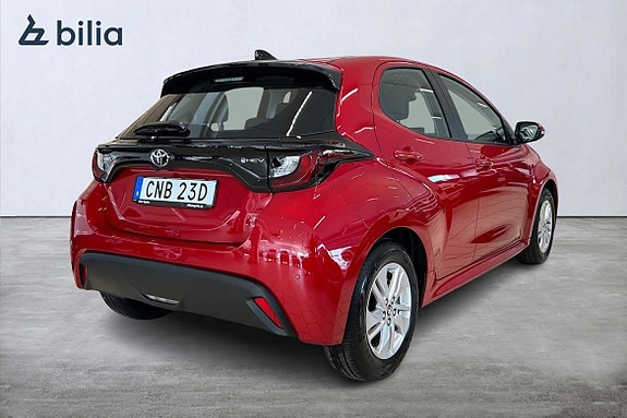 Toyota Yaris 19 of 21