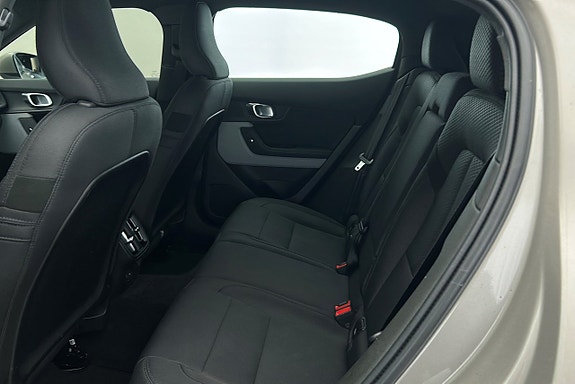 Polestar 2 13 of 26