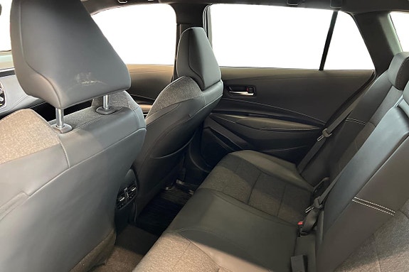 Toyota Corolla 13 of 24