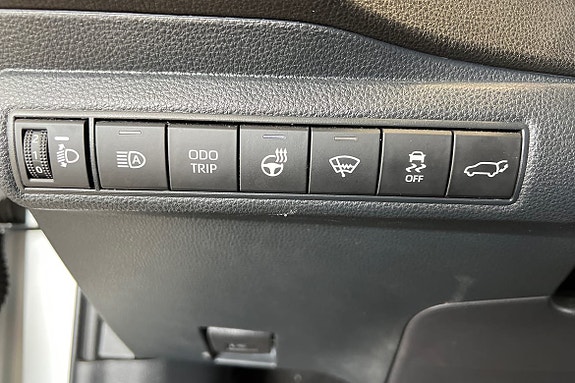 Toyota Corolla 22 of 24