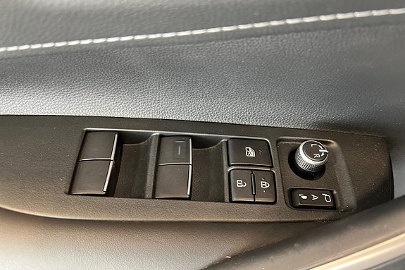 Toyota Corolla 23 of 24