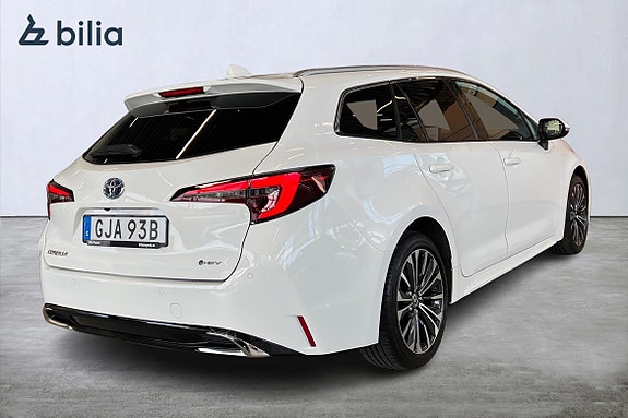 Toyota Corolla 19 of 24