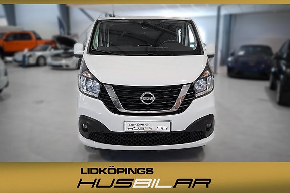 Nissan NV300 5 of 15