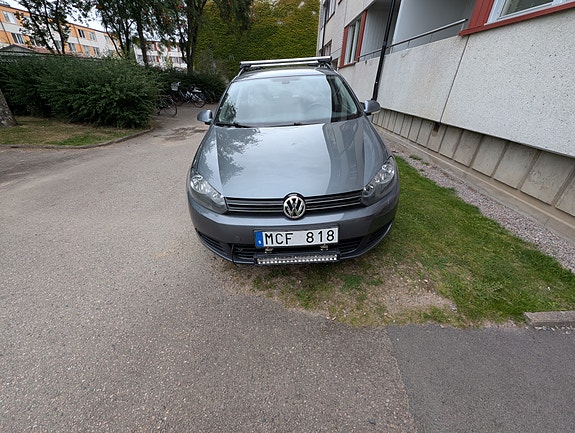 Volkswagen Golf VI 2 of 6