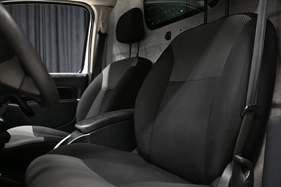 Renault Kangoo Maxi 30 of 30