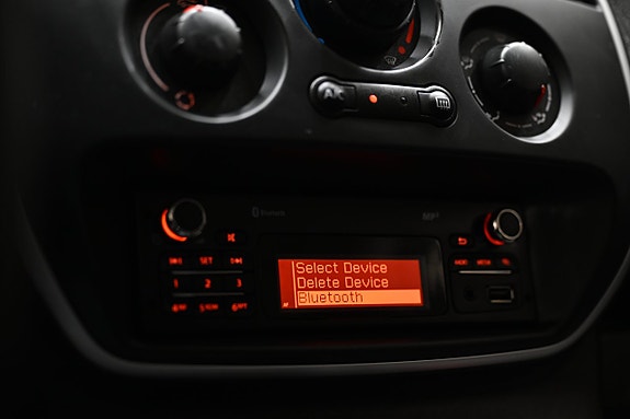 Renault Kangoo Maxi 24 of 30