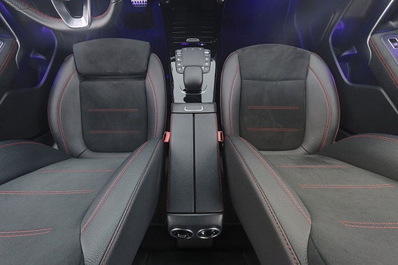 Mercedes-Benz CLA250 e 14 of 26
