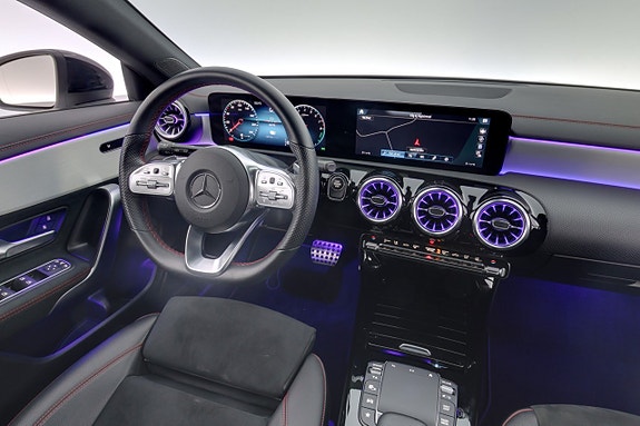 Mercedes-Benz CLA250 e 15 of 26
