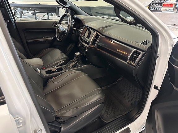 Ford Ranger 16 of 22