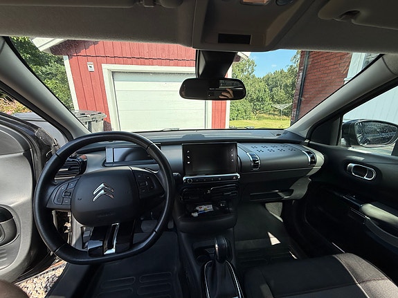 Citroen C4 Cactus 2 of 12