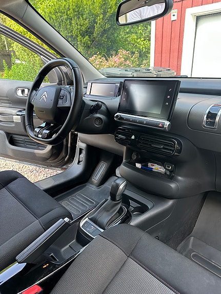 Citroen C4 Cactus 3 of 12