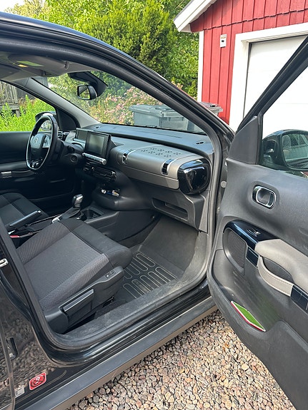 Citroen C4 Cactus 8 of 12
