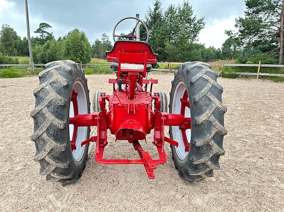Traktor Farmall  EMD 50 4 of 6