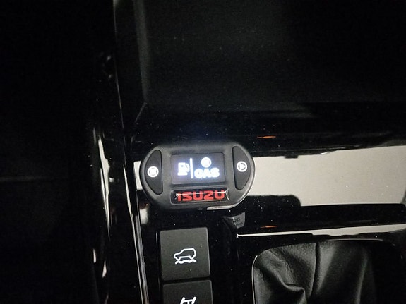 Isuzu D-max 10 of 15
