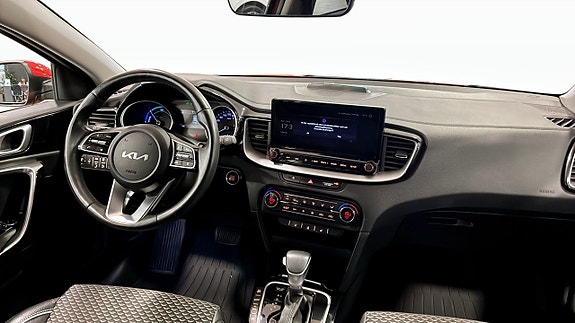Kia Ceed 4 of 12