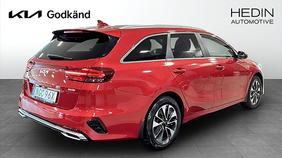 Kia Ceed 2 of 12