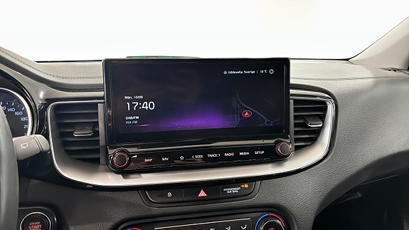 Kia Ceed 12 of 12