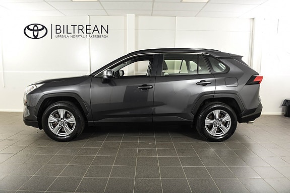 Toyota RAV4 2 of 22
