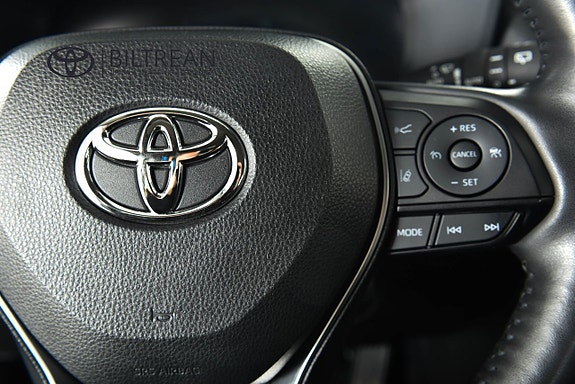 Toyota RAV4 12 of 22