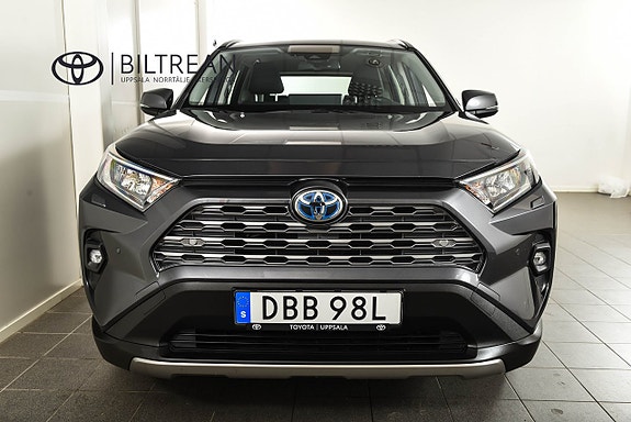 Toyota RAV4 5 of 22
