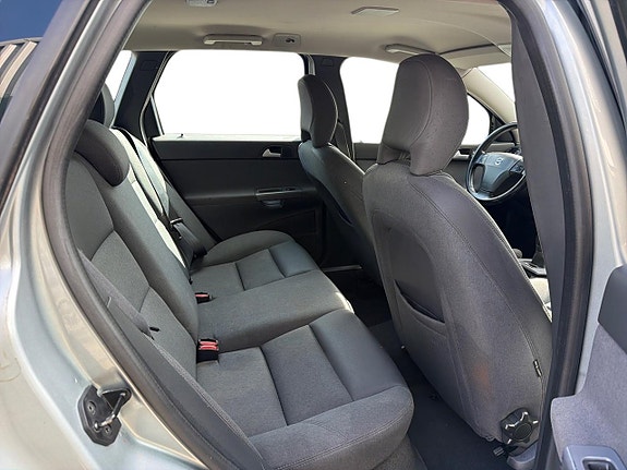 Volvo V50 17 of 22