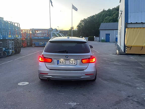 BMW 320d 7 of 11