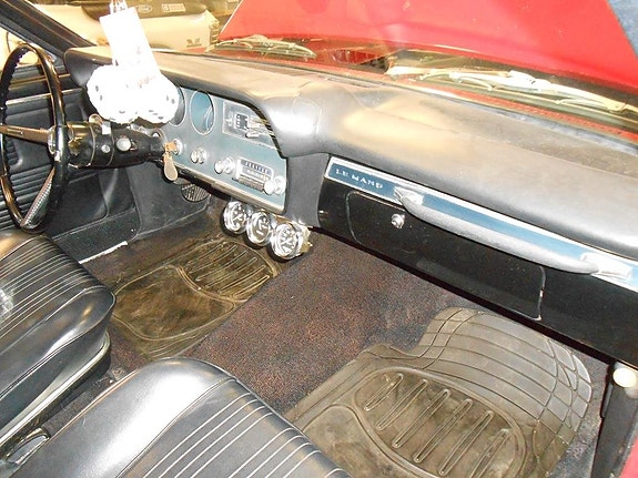 Pontiac LeMans 14 of 26