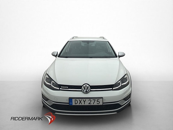 Volkswagen Golf Alltrack 2 of 30