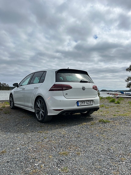 Volkswagen Golf VII 3 of 5