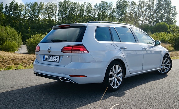 Volkswagen Golf VII 8 of 26