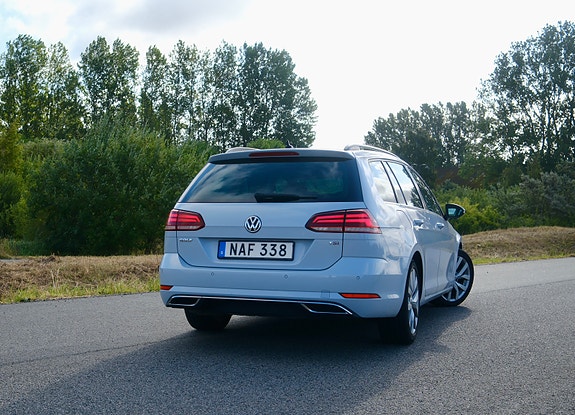 Volkswagen Golf VII 7 of 26